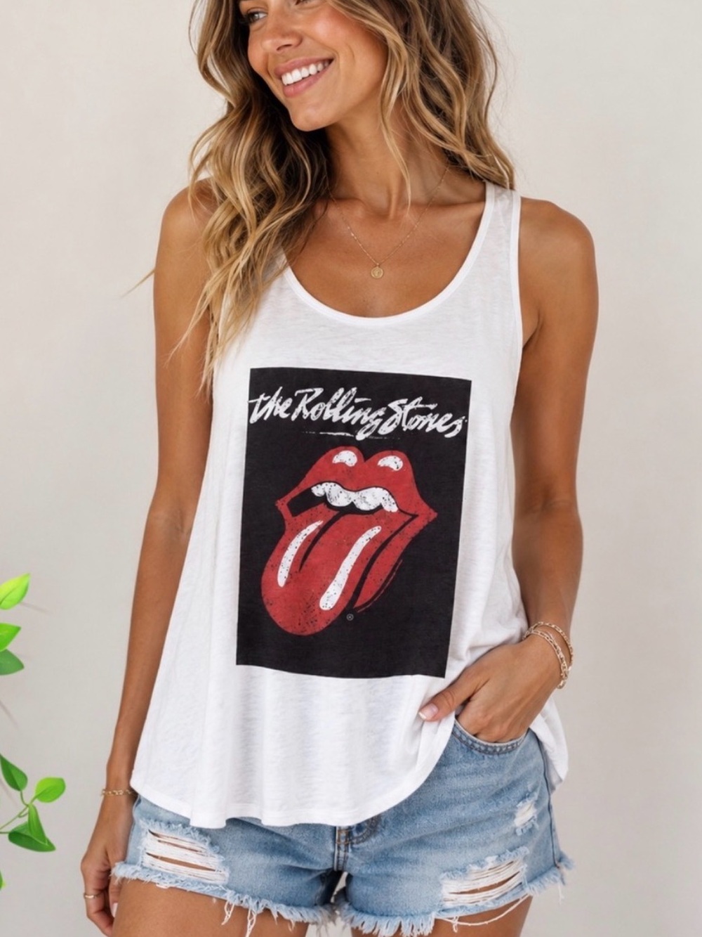 Rolling Stones Tongue Graphic Tank Top Small White Flowy Racerback Band Tee